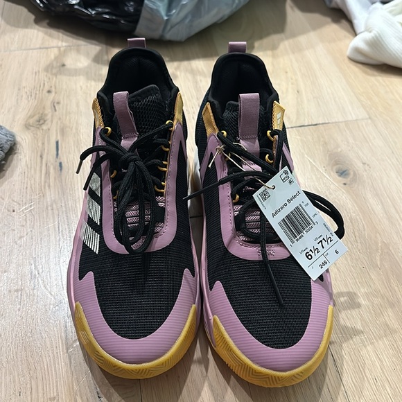 Adidas Adizero Select Basketball Shoes - Picture 3 of 7